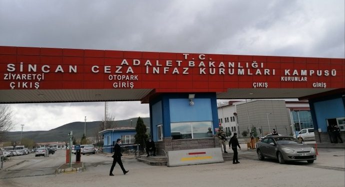 İçeriğinde Öcalan ve İmralı geçen mektuplara el konuldu