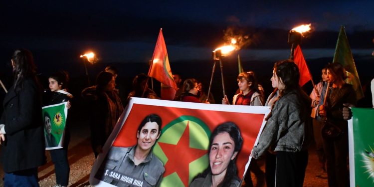 Halep’de gençler, Şehit Sara ve Şehit Bişeng’i andı