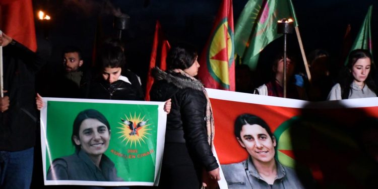 Halep’de gençler, Şehit Sara ve Şehit Bişeng’i andı