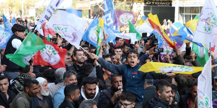 KCK: Oylar halkın adaylarına!