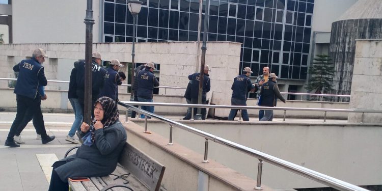 Osmaniye’de siyasi soykırım operasyonu: Biri çocuk 7 genç gözaltına alındı