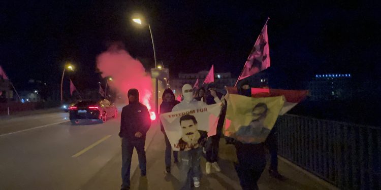 Kürt gençleri faşizme öfkeli