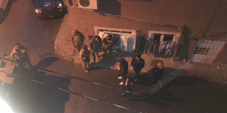 İstanbul ve Eskişehir’de ev baskınları: 9 kişi gözaltında