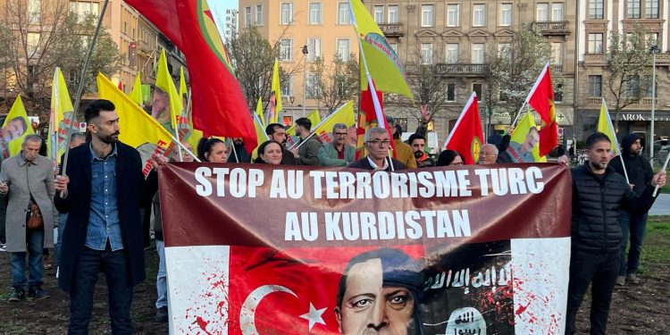 Protesto eylemleri devam ediyor