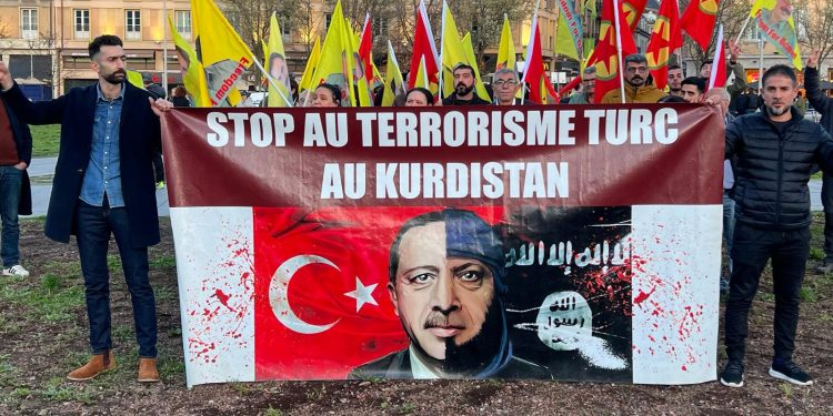 Protesto eylemleri devam ediyor