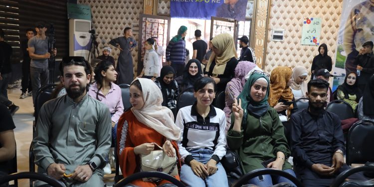 Arap gençliği “Gençlik ve Önderlik Konferansı” gerçekleştirdi