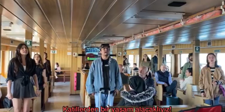 Öğrenci Faaliyeti vapurdan kaybedilen-katledilen üniversitelilerin isimlerini haykırdı: “Katillerden bir yaşam alacaklıyız