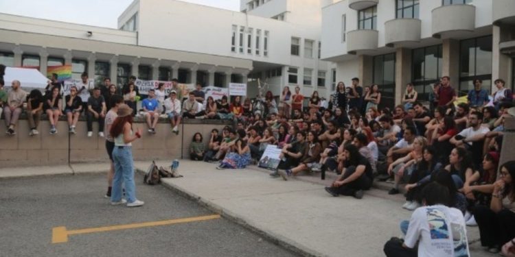 ODTÜ’de kayyım rektör’ün yasağına karşı nöbet eylemi