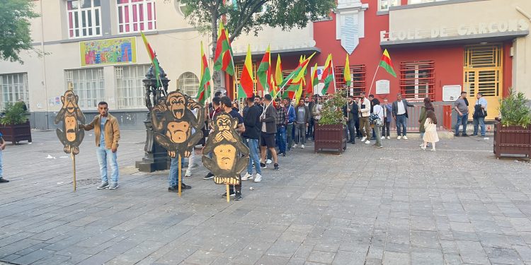 Marsilya TCŞ’den Kürt gençleri için eylem