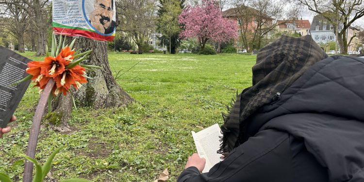 Stuttgart Gençliği: “Gücümüz Önder APO’nun ideolojisidir”