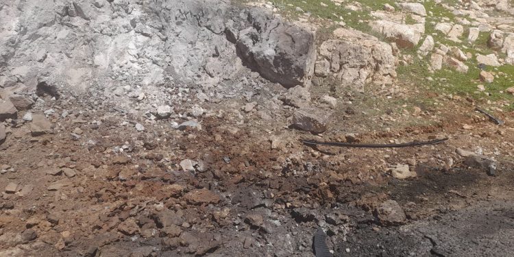 SON DAKİKA: İşgalci Türk devleti Şengal’de bir aracı bombaladı- yenilendi