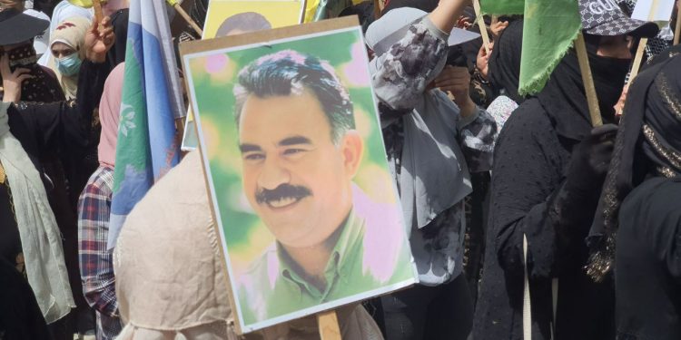 Efrîn ve Reqa’da işgale karşı protesto eylemleri