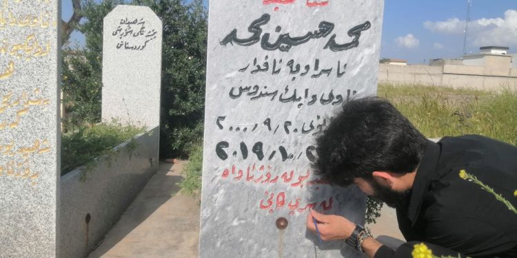 Kerkûk gençleri şehitliği yeniledi