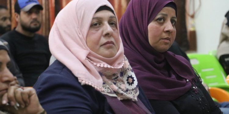 Tabqa ve Reqa şehirlerinde, Şehit Bişeng, Şehit Sara ve Şehit Tolhildan için anma!