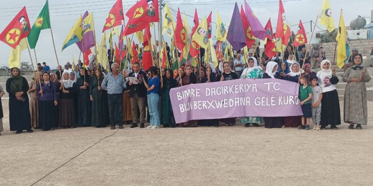 Mexmur halkı Erdoğan’ın Irak ziyaretine karşı yürüdü