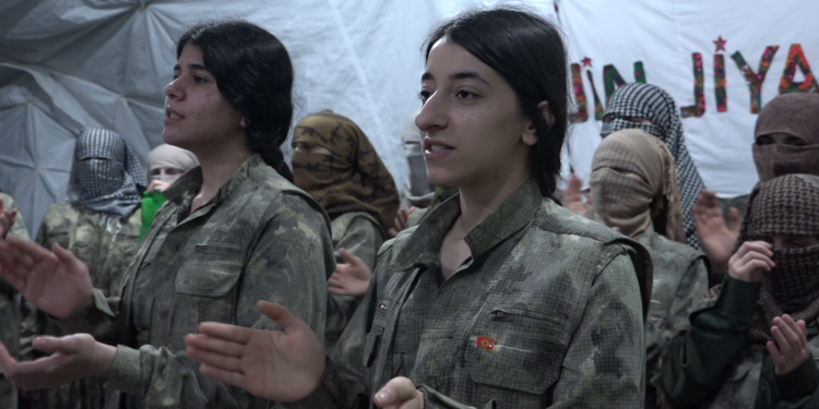 Şehit Bişeng ve Şehit Sara’nın intikamı için 26 genç kadın Önderliğe katıldıklarını duyurdu