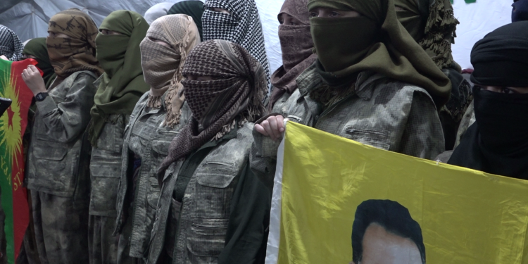 Şehit Bişeng ve Şehit Sara’nın intikamı için 26 genç kadın Önderliğe katıldıklarını duyurdu