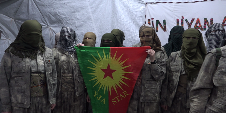 Şehit Bişeng ve Şehit Sara’nın intikamı için 26 genç kadın Önderliğe katıldıklarını duyurdu