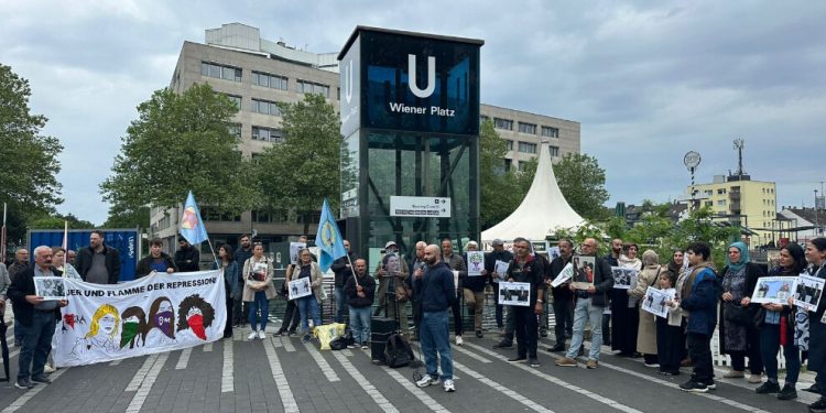Köln’de Kobanê Davası tutsaklarıyla dayanışma mitingi