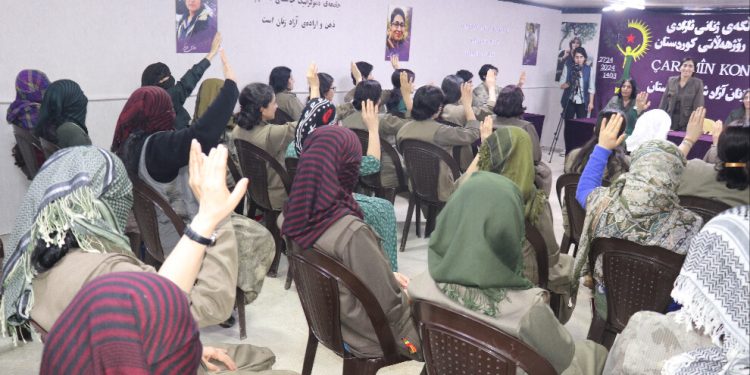 KJAR: Genç kadınlar erkek egemen devlete karşı en radikal güç