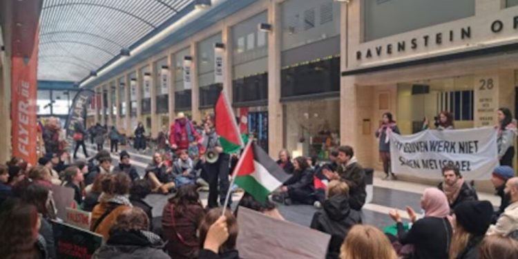 Belçika Üniversitelerinde İsrail protestosu: Sınavlarda kopya çekmek serbest