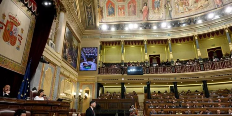 İspanya, Katalan bağımsızlıkçılara af yasasını kabul etti