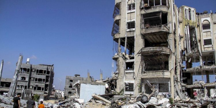 İsrail’in saldırılarını sürdürdüğü Gazze’de 10 bin kişi kayboldu