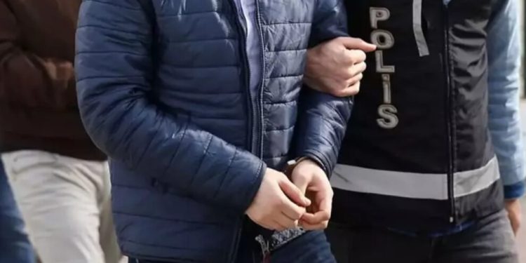Bursa’da 2 kişi tutuklandı