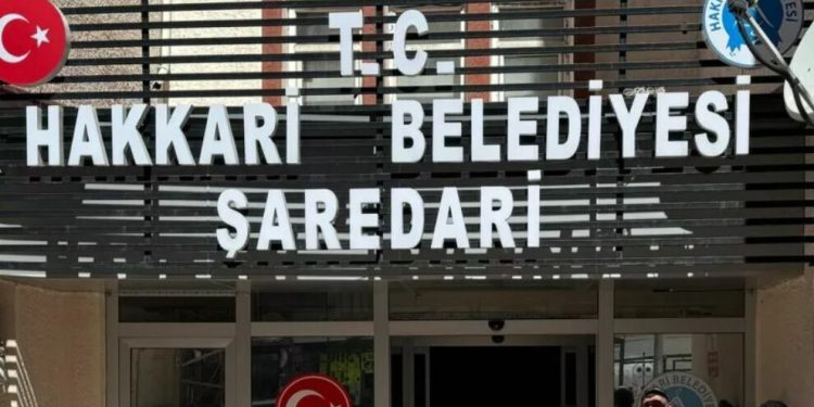 Kurdistan Halk İnisiyatifi: Belediyemizi geri alana kadar sokaklara çağırıyoruz