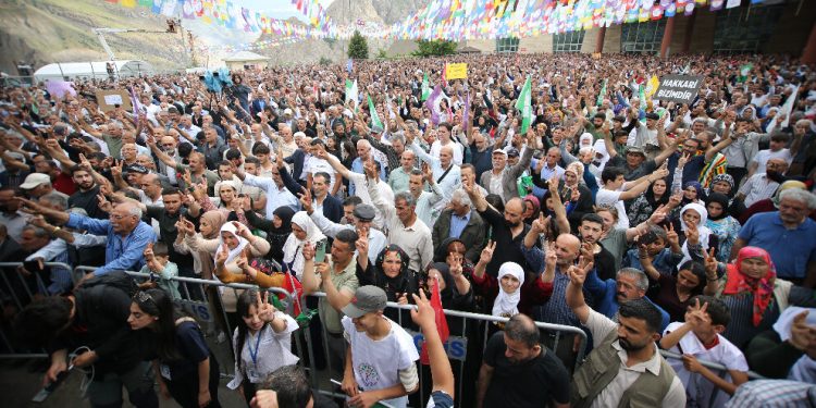 Gaspa karşı miting: Halkın iradesi üzerinde irade tanımıyoruz