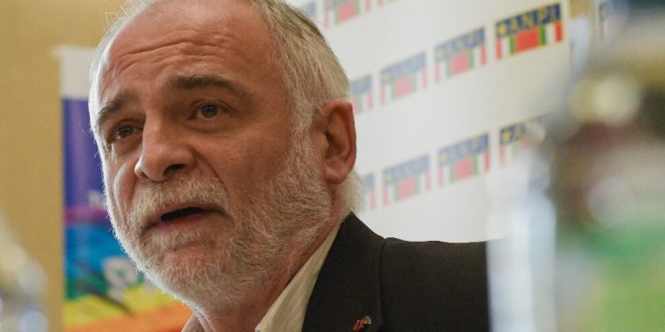 De Sanctis: Tecrit küresel çapta mücadele edilmesi gereken bir meseledir