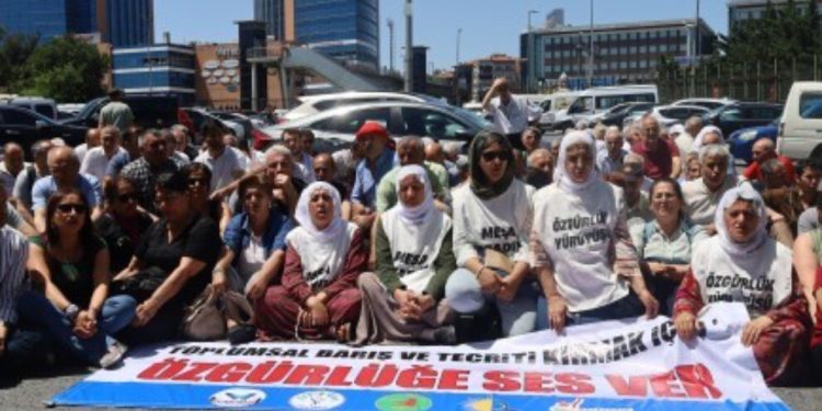 İstanbul’da ‘Özgürlüğe Ses Ver’ eylemi: Tecride karşı mücadelemiz sürecek