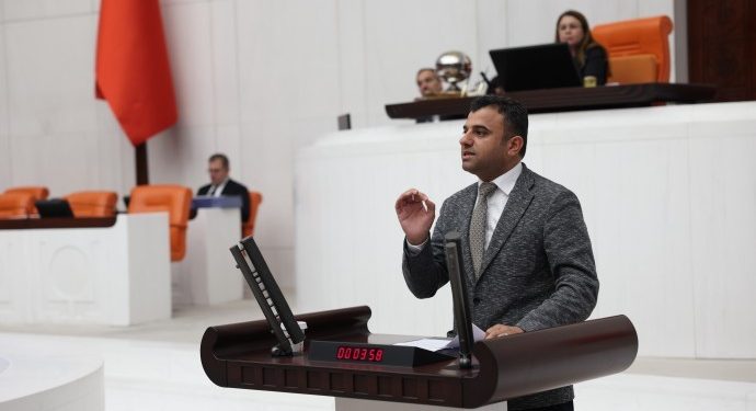 “AKP Colemêrg’e Gazze politikası uyguluyor “