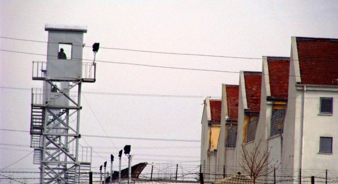 Cezaevlerinde ‘Önder APO’ya özgürlük’ eylemi devam ediyor