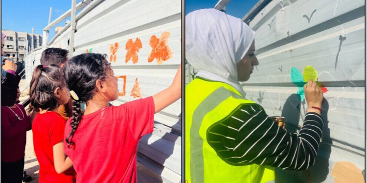 Genç Kadın duvar resimleriyle Gazze halkının sesini duyurmaya çalışıyor