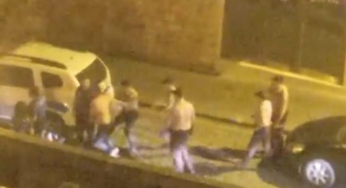 Mêrdîn’de sokak ortasında polis ve bekçi şiddeti