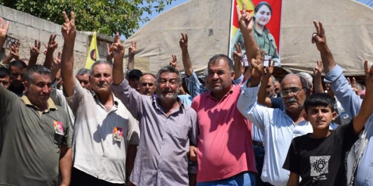 Özgürlük Gerillası Jiyan Rêdûr’un ailesine taziye ziyareti