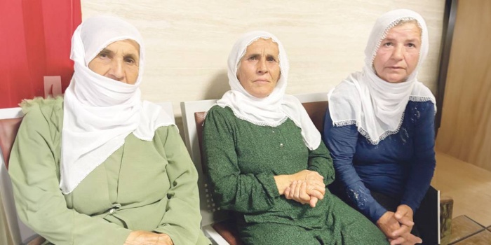 Kürt Anneler İlaç poşetleriyle cezaevinde!