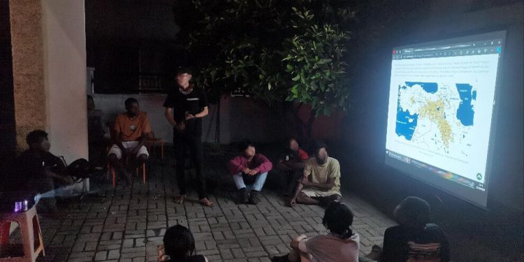 Papualı öğrenciler’den Jineoloji tartışmaları etkinliği