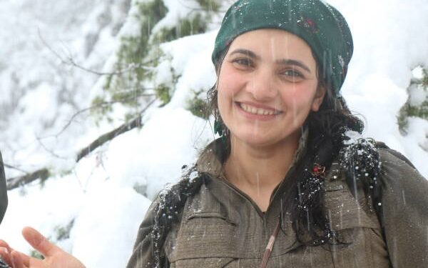 “Halkımızın yiğit kadını Ezda İsyan Botan’da şehadete ulaştı”