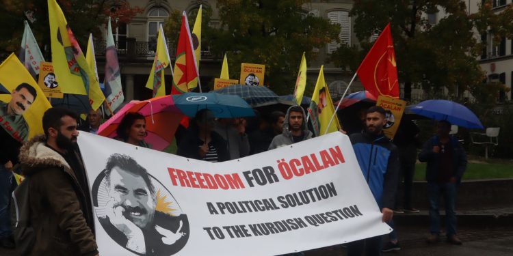 Fribourg’da 9 Ekim Komplosu Protesto Edildi