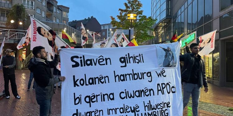 Hamburg’da 9 Ekim Komplosuna Karşı Eylem
