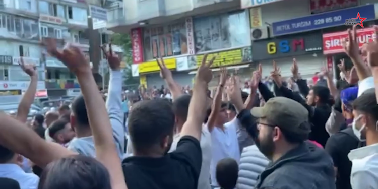 Özgürlük Mitinginde APO’cu gençliğin rengi ve sesi