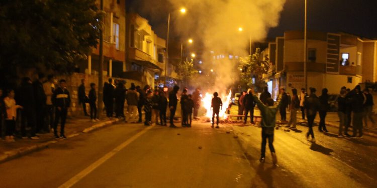 Êlih’te gençler, gece boyunca direndi