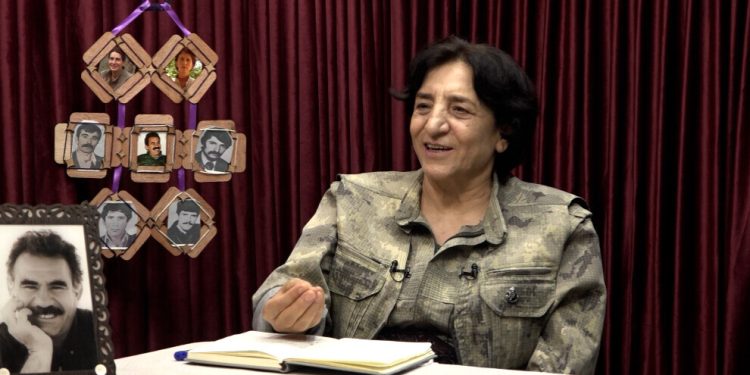 Sozdar Avesta: 25 Kasım en çok da erkeklerin özeleştiri verdiği bir gün olmalı