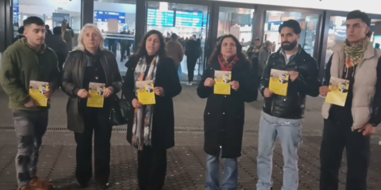 Düsseldorf TCŞ Üyesi Gençler Köln Yürüyüşü İçin Alanlarda