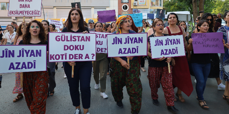 “Jin Jiyan Azadî” sloganına yasak!