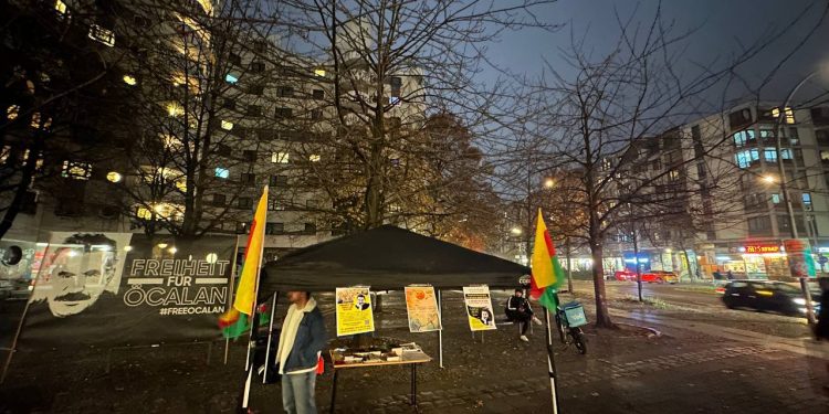 TCŞ Üyelerinden Önder APO’nun Özgürlüğü İçin Berlin’de Stant