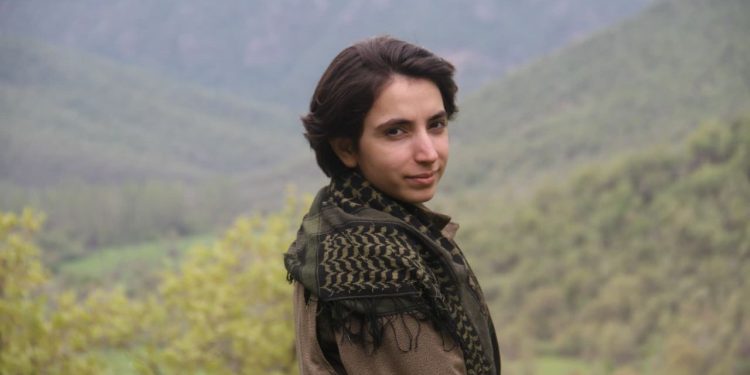 İsyan diline dönüştü ve tüm kadınların sancılarından yeni doğuşları yarattı