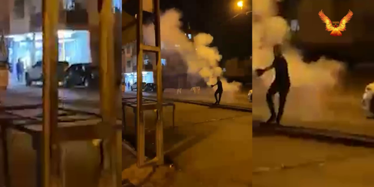 YCWK Adana birimlerinden polis zırhlı aracına eylem !